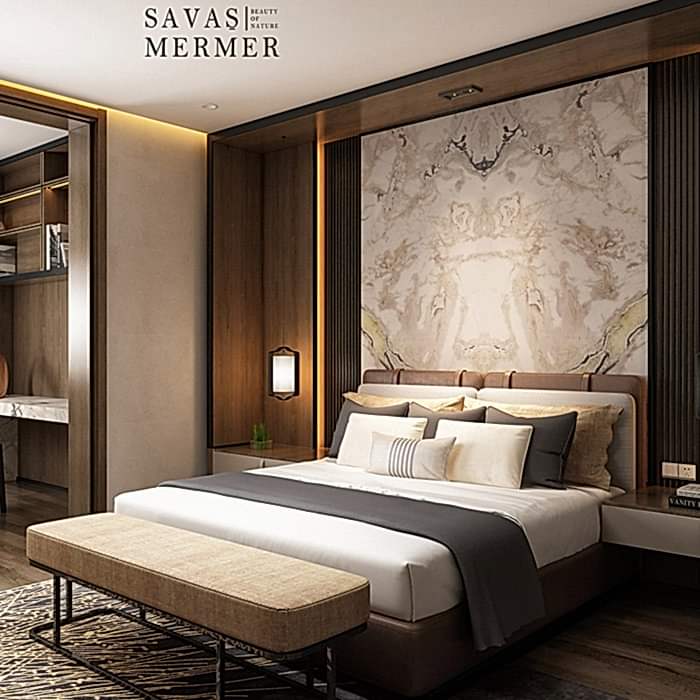 Lüksün Zirvesi: Calacatta Mermer